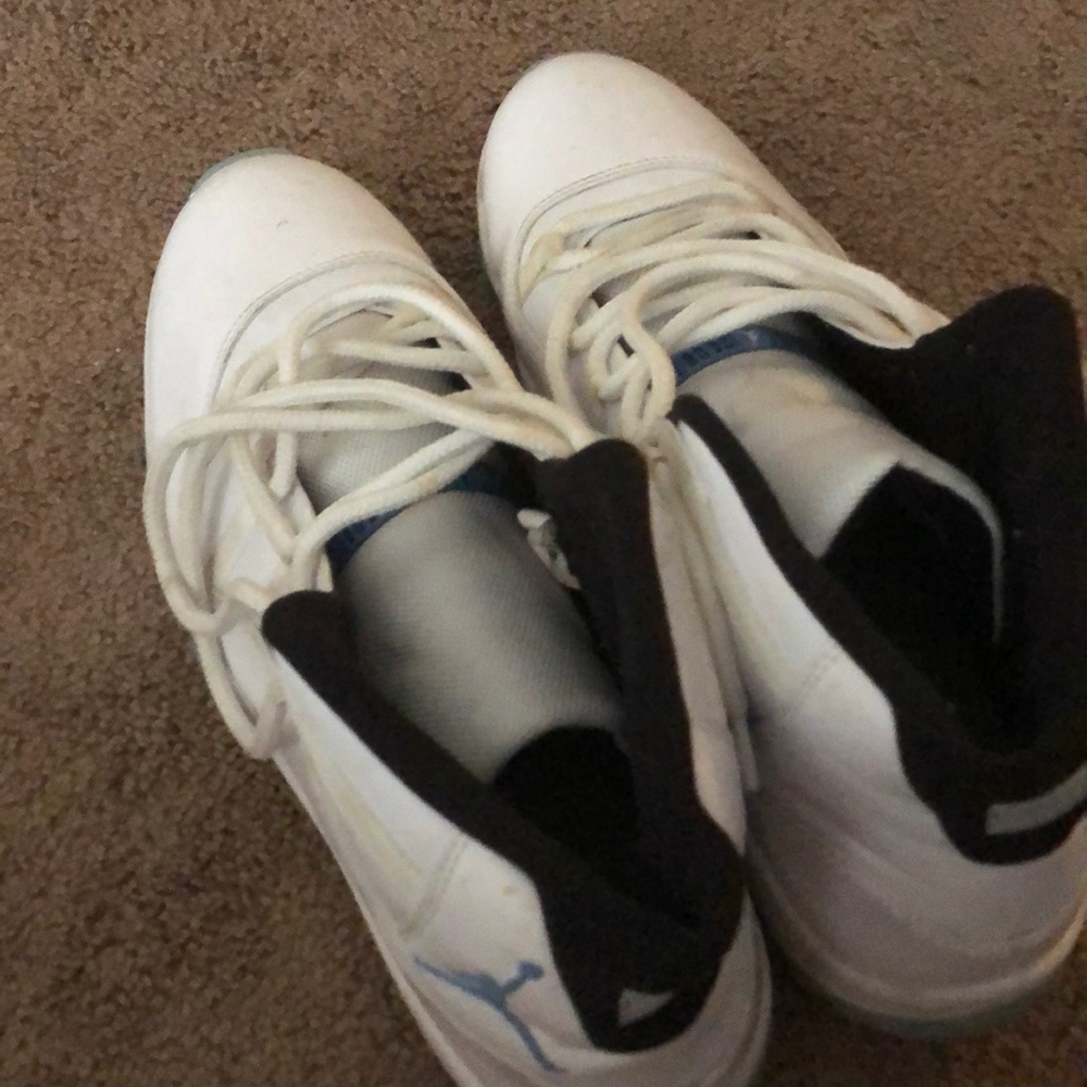 Retro 11 white and Carolina blue